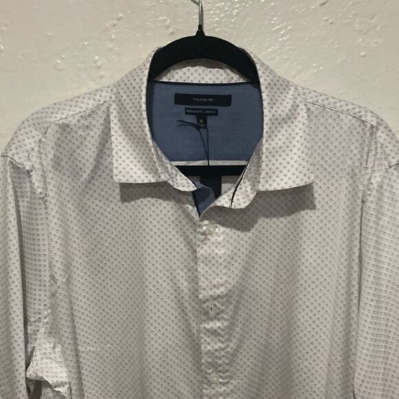 Tahari, New, Long Sleeve button down Shirt, XL regular fit stretch - Picture 1 of 5